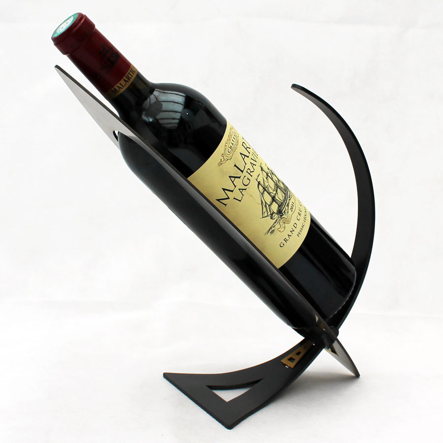 Porte bouteille design en métal. présentoir bouteille vin design